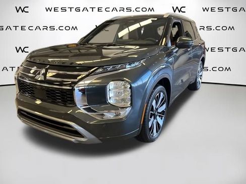 New 2026 Mitsubishi Outlander SEL image 1