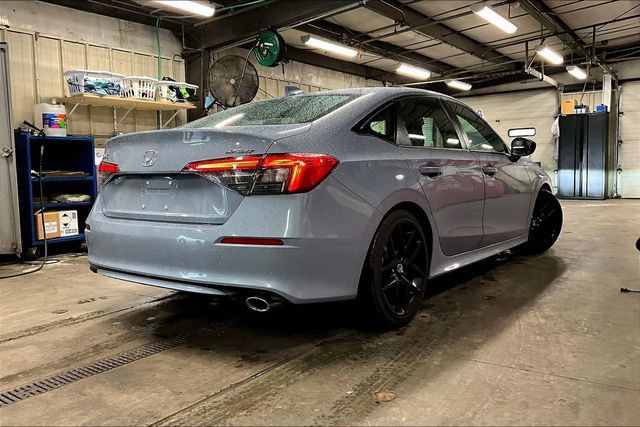Used 2024 Honda Civic Sport image 4