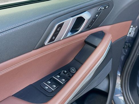 Used 2021 BMW X6 sDrive40i w/ Convenience Package image 23