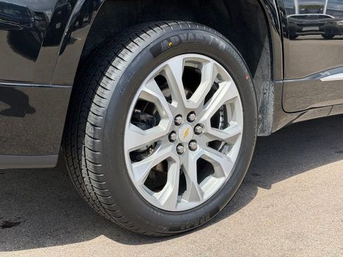 Used 2020 Chevrolet Traverse Premier w/ LPO, Floor Liner Package FWD image 25