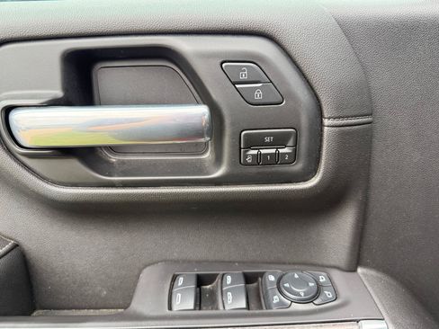 Certified 2021 Chevrolet Silverado 1500 LTZ AWD/4WD image 17