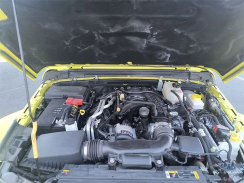 Used 2023 Jeep Wrangler Sahara image 25