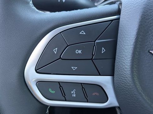 New 2026 Chrysler Pacifica Select AWD/4WD image 23
