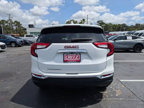 Used 2023 GMC Terrain SLT FWD image 6