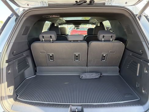 New 2026 Chevrolet Traverse LT AWD/4WD image 13