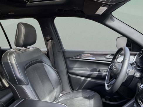 Used 2022 Jeep Grand Cherokee Altitude image 25