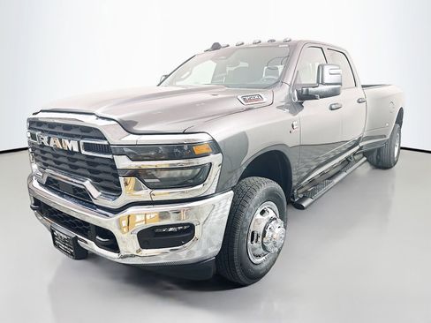 New 2026 RAM 3500 Tradesman AWD/4WD image 3