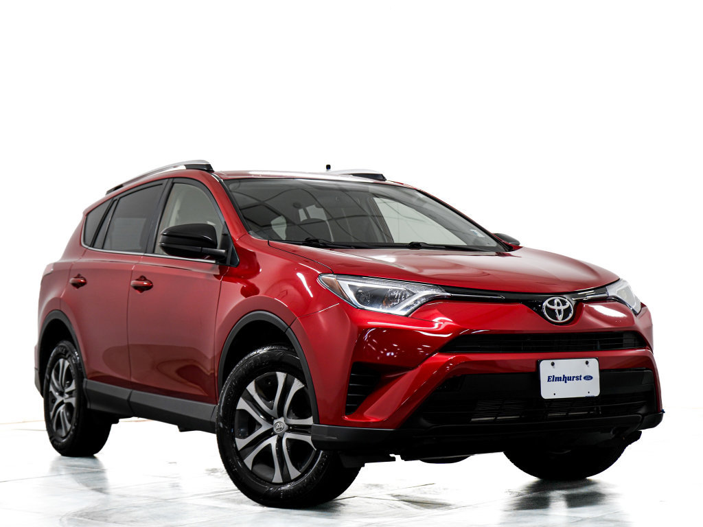 Used 2016 Toyota RAV4 LE AWD/4WD image 1