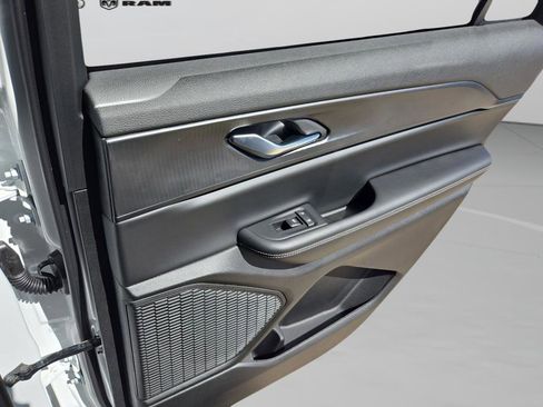 New 2025 Jeep Grand Cherokee L Laredo w/ Luxury Tech Group I RWD image 28
