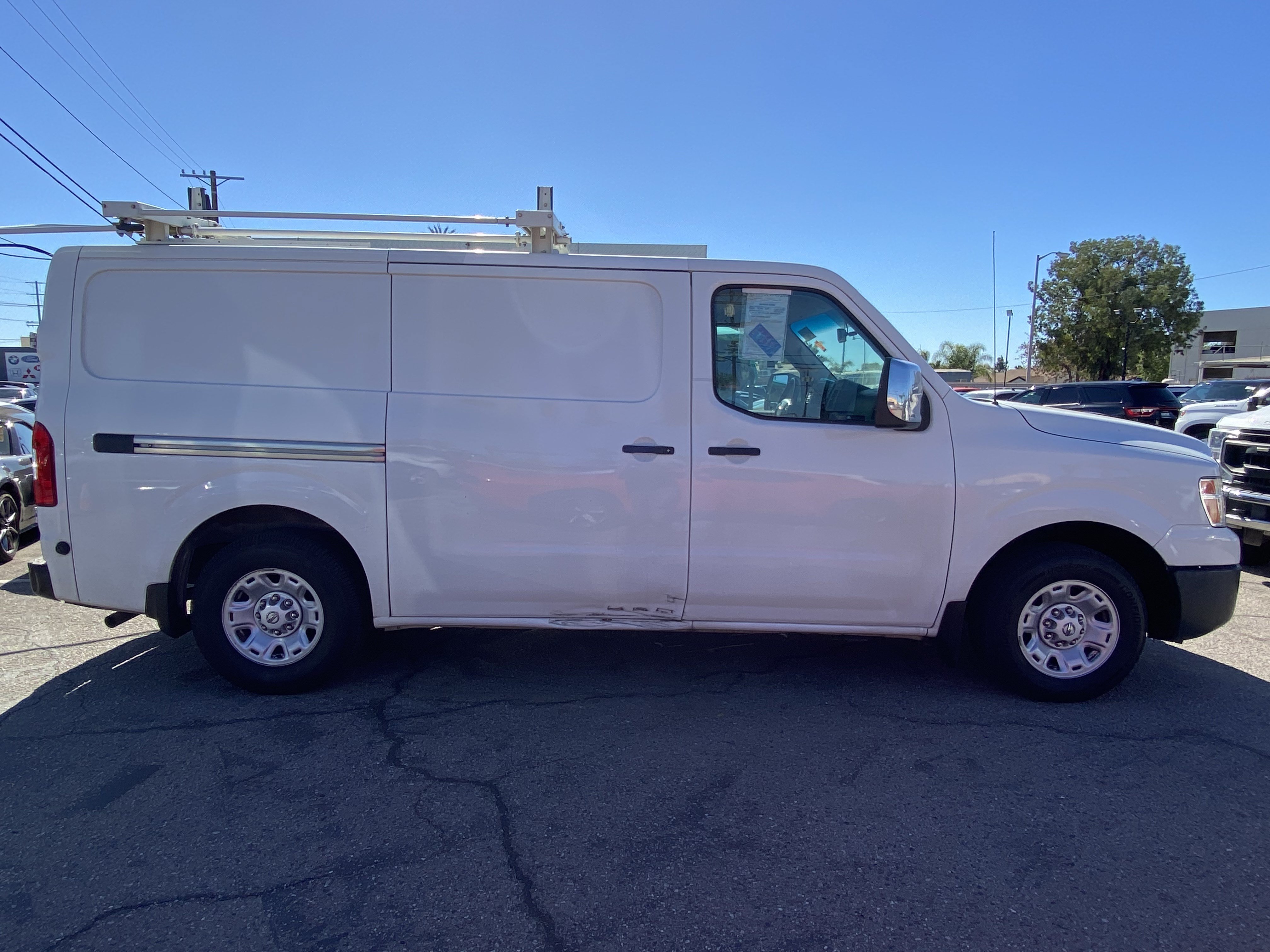 Used 2018 Nissan NV 2500 SV w/ Navigation Package RWD image 8