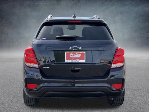 Used 2021 Chevrolet Trax LT w/ Sport Edition FWD image 5