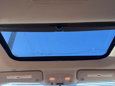 Used 2017 Buick Enclave Premium w/ Experience Buick Package image 31