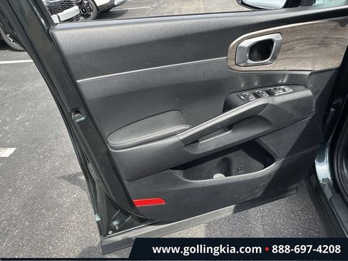 Used 2022 Kia Sorento S w/ Panoramic Sunroof Package AWD/4WD image 17