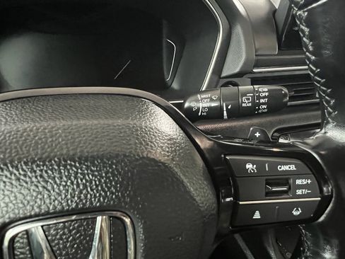 Used 2024 Honda Pilot EX-L image 24