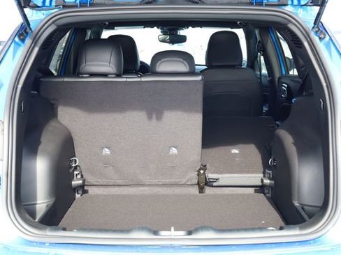 New 2026 Jeep Compass Latitude image 25