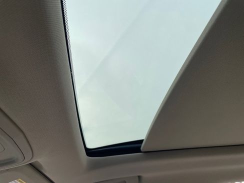 Used 2016 Cadillac XTS Luxury image 20