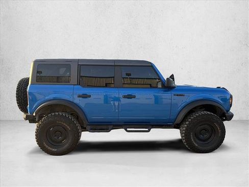 Used 2023 Ford Bronco Black Diamond w/ Sasquatch Package AWD/4WD image 6