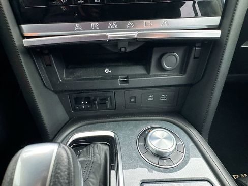 Certified 2022 Nissan Armada SV w/ Cargo Package AWD/4WD image 23