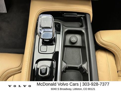 Certified 2024 Volvo XC90 B6 Ultimate w/ Protection Package Premier AWD/4WD image 20
