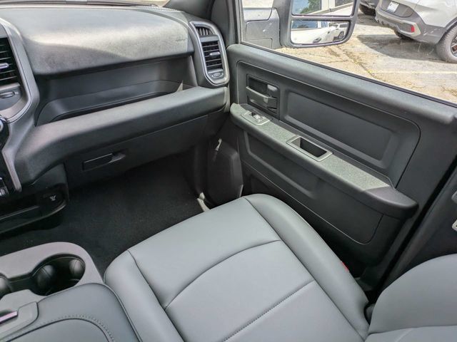 New 2026 RAM 3500 Tradesman AWD/4WD image 17