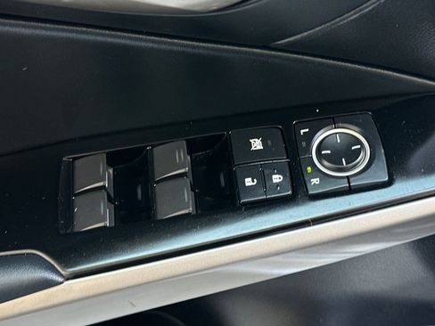 Used 2019 Lexus IS 300 RWD image 14