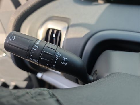 New 2025 Ford Expedition Active image 20