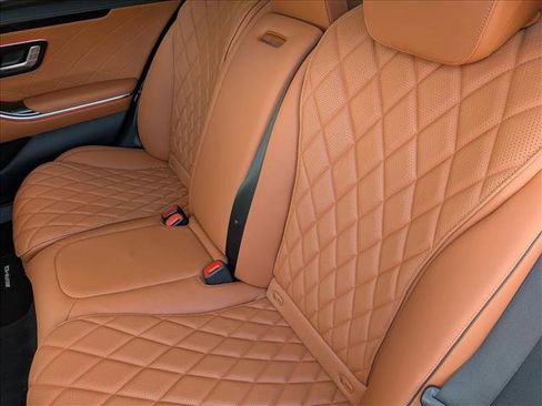 Used 2023 Mercedes-Benz S 500 4MATIC image 17