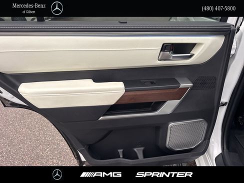 Used 2024 Toyota Sequoia Capstone image 21