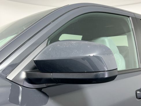 New 2025 Toyota Tacoma SR5 image 12