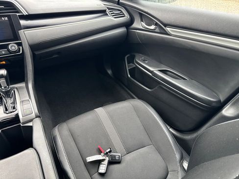 Used 2020 Honda Civic Sport image 17