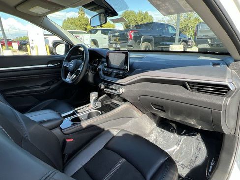 Used 2023 Nissan Altima 2.5 SR image 28