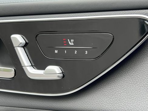 New 2026 Mercedes-Benz GLC 300 4MATIC image 33