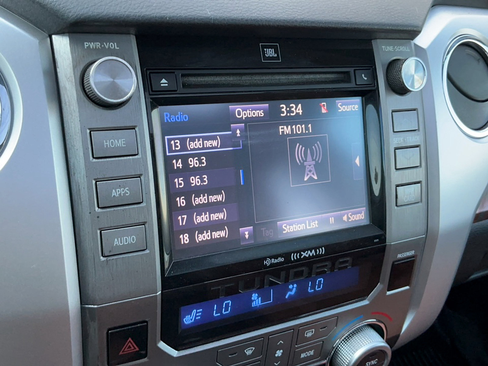 Used 2015 Toyota Tundra Platinum AWD/4WD image 18