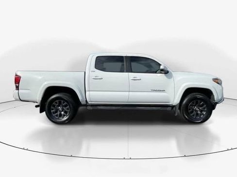 Used 2023 Toyota Tacoma SR5 image 2