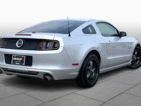 Used 2014 Ford Mustang GT Premium image 12