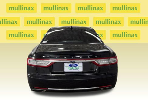 Used 2019 Lincoln Continental Select w/ Continental Climate Package FWD image 7