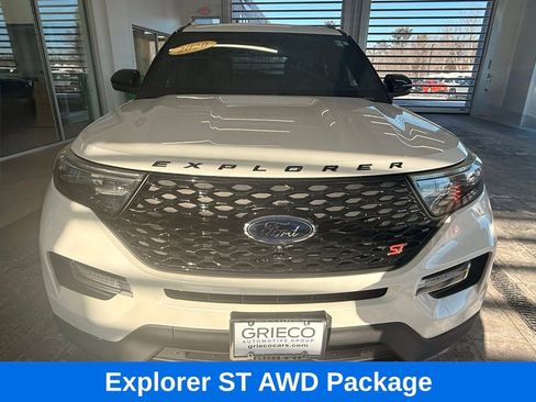 Used 2020 Ford Explorer ST w/ Premium Technology Package image 2