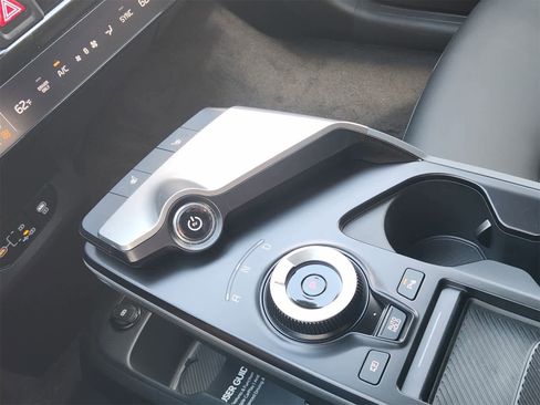 New 2025 Kia EV6 Light image 18