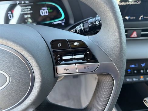 New 2026 Hyundai Elantra Blue image 25