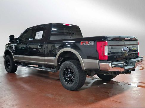 Used 2019 Ford F250 Lariat w/ Lariat Value Package image 5