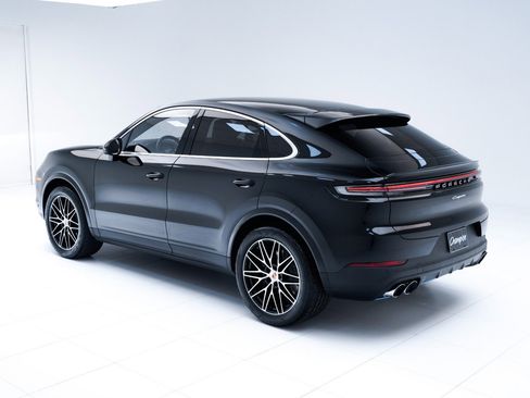 New 2026 Porsche Cayenne Coupe image 3