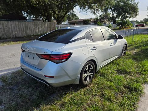 Used 2022 Nissan Sentra SV FWD image 10
