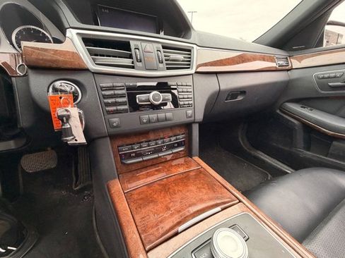 Used 2012 Mercedes-Benz E 350 4MATIC Sedan image 17