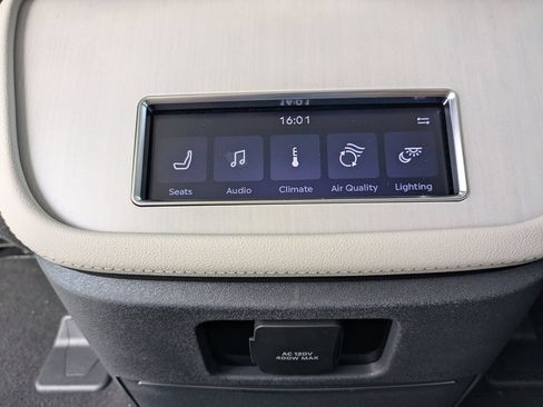 New 2026 Lincoln Navigator Reserve AWD/4WD image 20