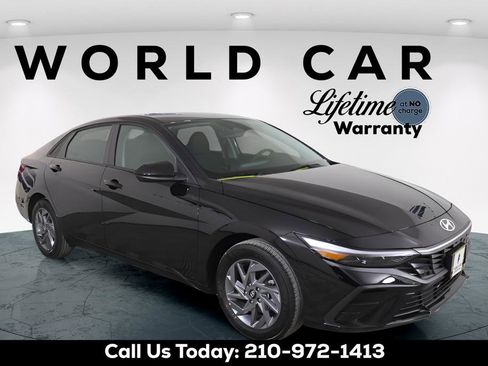 New 2025 Hyundai Elantra Blue image 1