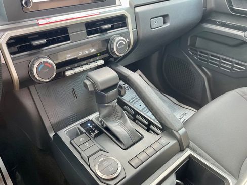 Used 2025 Toyota Tacoma SR5 image 15