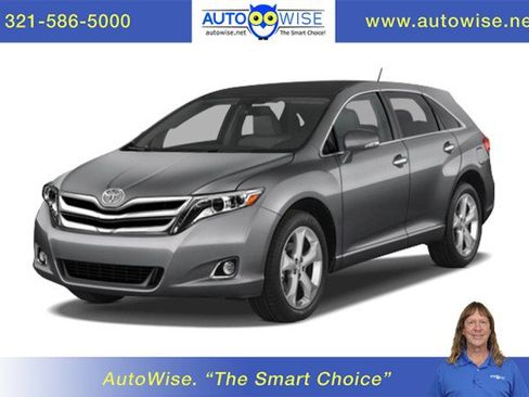 Used 2013 Toyota Venza LE FWD image 1