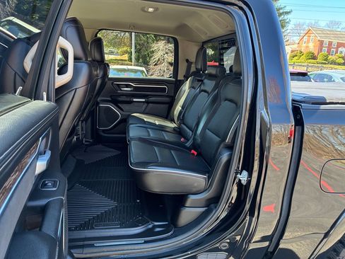 Used 2019 RAM 1500 Laramie image 30