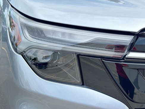 New 2026 Subaru Forester Touring AWD/4WD image 39