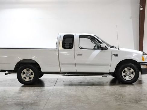 Used 2002 Ford F150 XLT RWD image 11